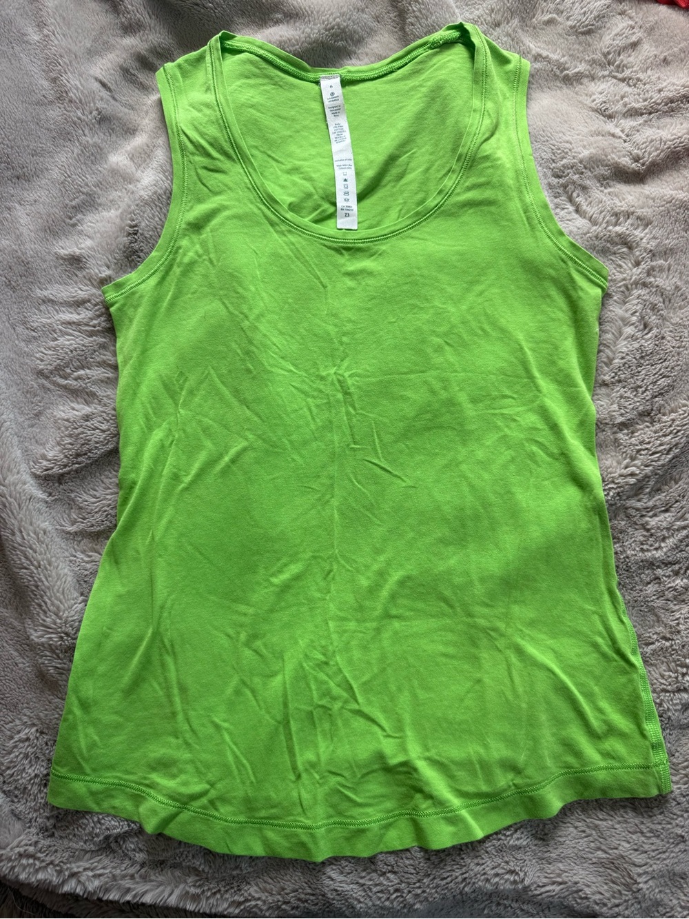 Lululemon Clarity Tank - Picture 3 of 6